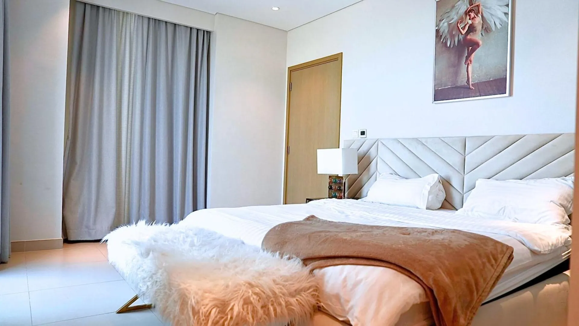 Luxe Dubai Marina Apartment 5242 Building 2Bhk United Arab Emirates